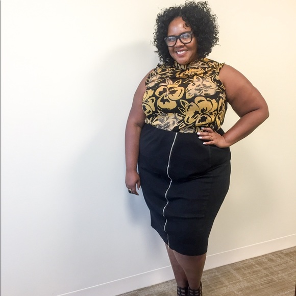 Lane Bryant Dresses & Skirts - 6th and Lane Pencil Skirt Lane Bryant Dresses & Skirts - 6th and Lane Pencil Skirt